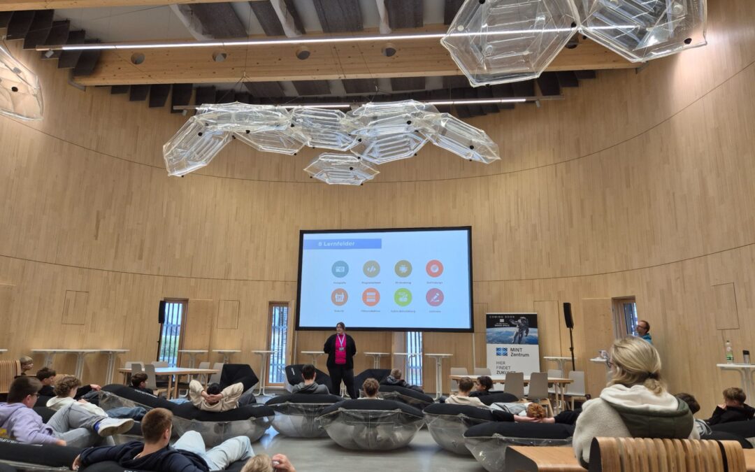 Besuch der MINT-Klassen im neuen TUMO Zentrum Hirschaid