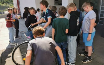 Aktionswoche „Zukunft säen“ – Strampeln, mixen, pflanzen