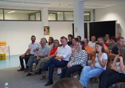 Growtastic Box: Erfolgreiches Geschäftsjahr mit großer Spende abgeschlossen