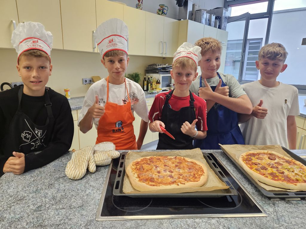 Pizza malen und backen